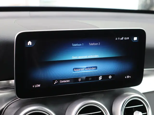 Mercedes-Benz GLC 300e 4MATIC 2020 Hybride Benzine 23