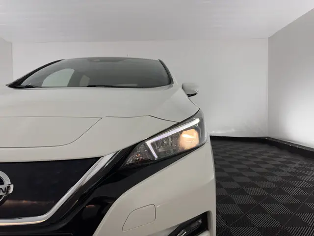 Nissan Leaf Acenta 40 kWh {SOH-90%} 2020 Elektrisch 22