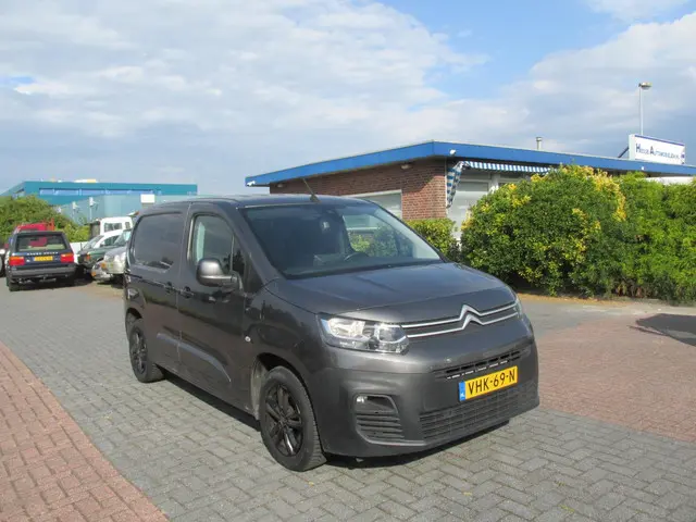 Citroën Berlingo 1.5 HDI automaat 2020 Diesel 3