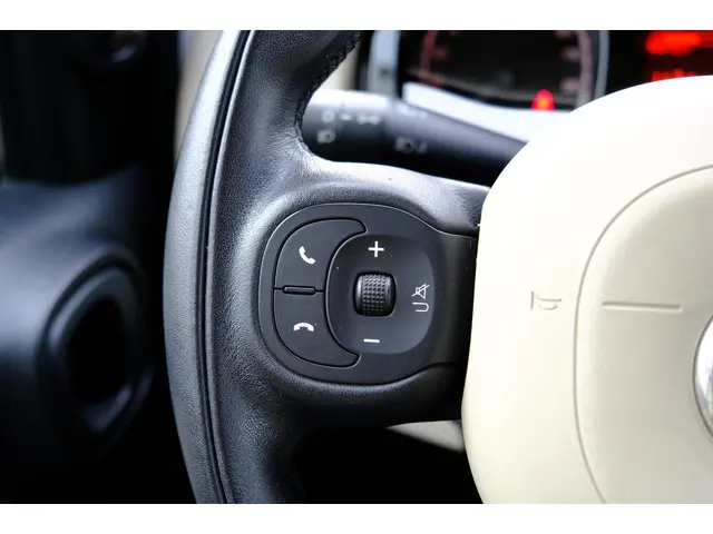 Fiat Panda 0.9 TwinAir Lounge Airco|41.000km! 2016 Benzine 18