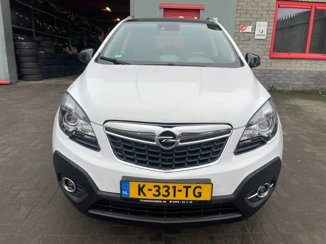 Opel Mokka 1.4 T Cosmo 2015 Benzine 25