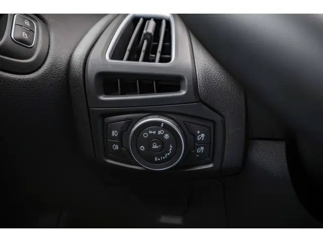 Ford Focus 1.5 Titanium|Navi|Cruise|Pdc 2017 Benzine 20