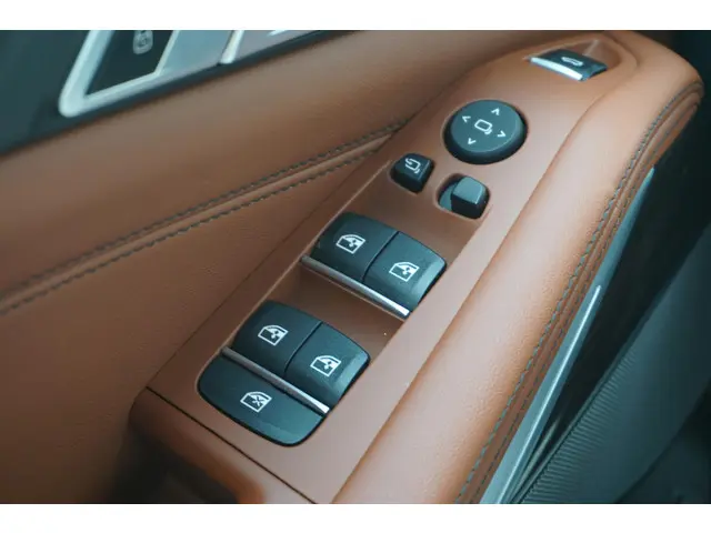 BMW X5 xDrive50e 2023 Hybride Benzine 44