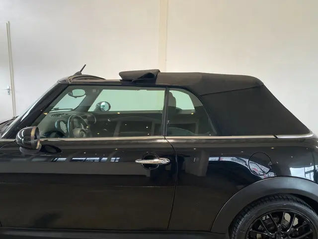 MINI Cabrio Mini 1.6 98PK Airco PDC NL-auto 2014 Benzine 6