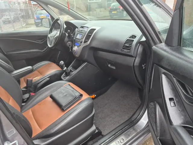 Hyundai ix20 1.4i Pro 2013 Benzine 14