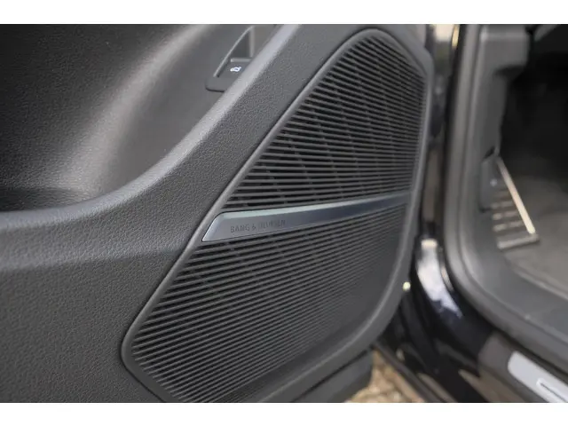 Audi Q8 55 TFSI 340pk S-line 2020 Benzine 51