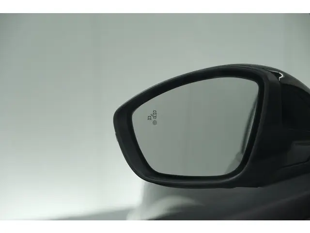 Peugeot 208 PureTech 100 Allure 2024 Benzine 23