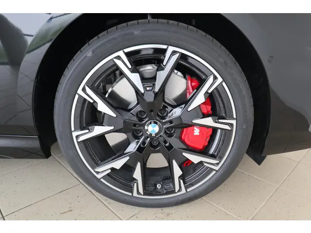 BMW 1 Serie 5-deurs 123 xDrive 2025 Benzine 6