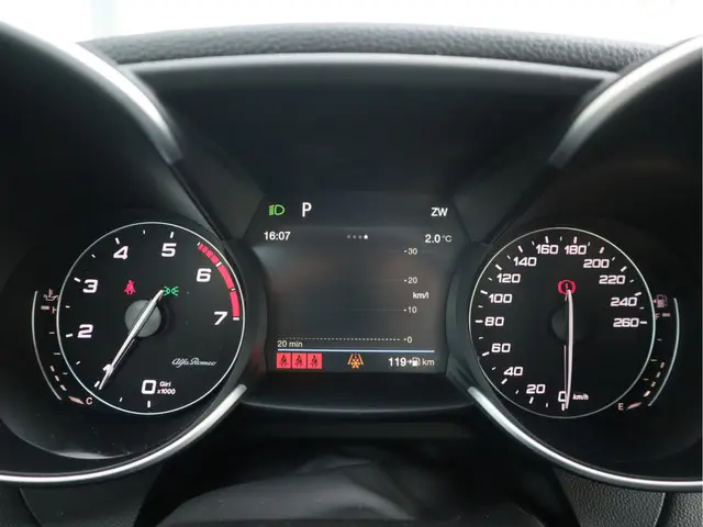 Alfa Romeo Giulia 2.0T Super 2018 Benzine 54