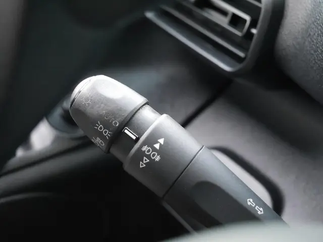 Peugeot Partner 1.5 BlueHDI Premium Long 2021 Diesel 13