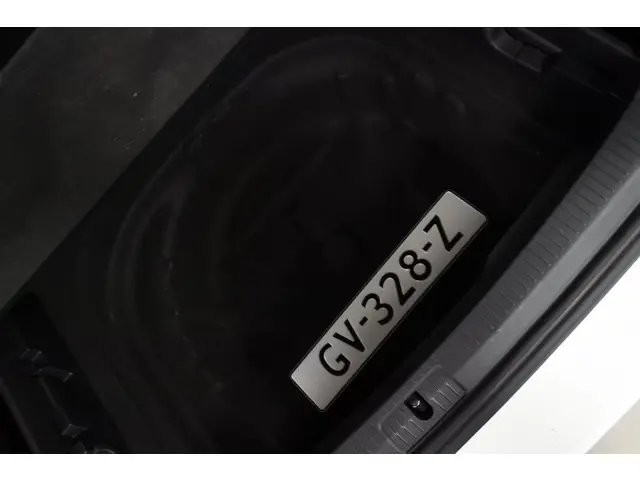 Volkswagen Golf Variant 1.4 TSi DSG R-line 2015 Benzine 42