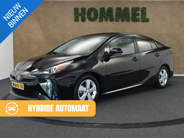 Toyota Prius 1.8 Dynamic 2022 Hybride Benzine