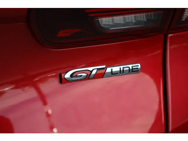 Peugeot 2008 1.2 PureTech GT-line 2018 Benzine 35