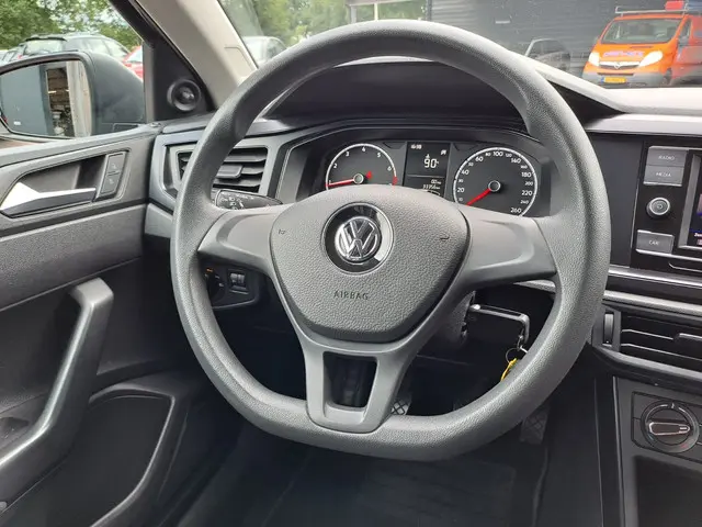 Volkswagen Polo 1.0 MPI Trendline 2018 Benzine 7
