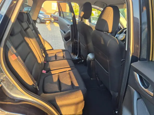 Mazda CX-5 2.0 Skylease 2WD lage km stand 2015 Benzine 10