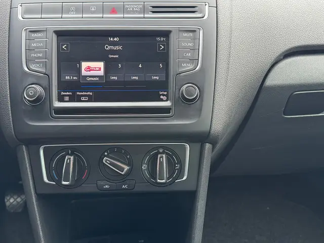 Volkswagen Polo 1.4 TDI Comfortline 2017 Diesel 15