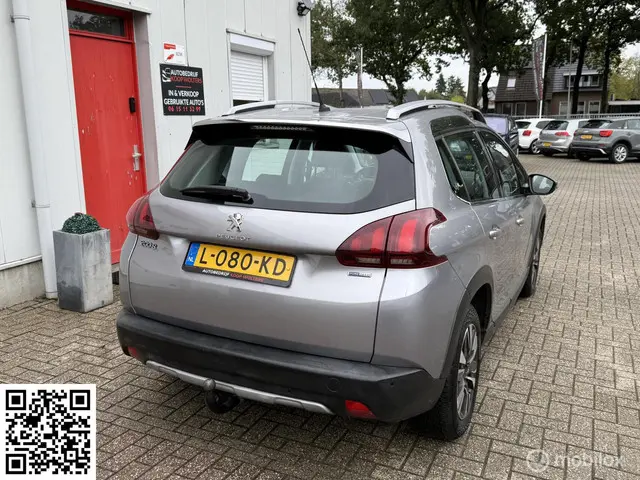 Peugeot 2008 1.2 PureTech Allure Automaat 2016 Benzine 19