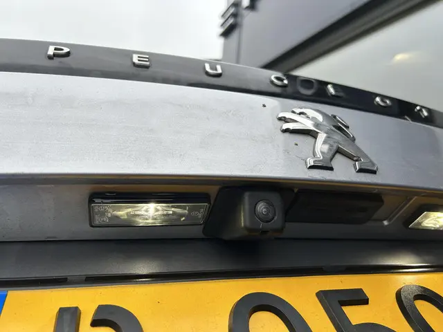 Peugeot 2008 1.2 Turbo 130 PK Allure Pack 2022 Benzine 29