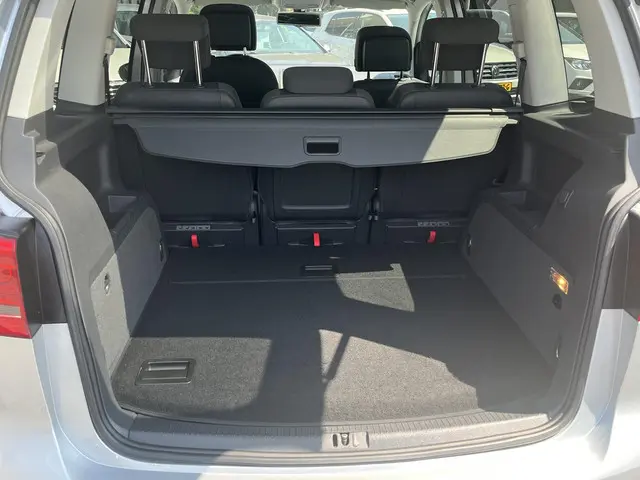 Volkswagen Touran 1.4 TSi DSG Business 2012 Benzine 9