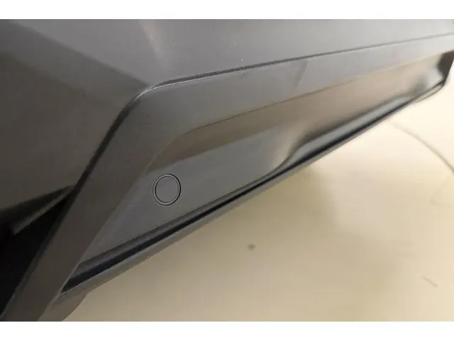 Peugeot e-3008 Allure 73 kWh 2024 Elektrisch 7