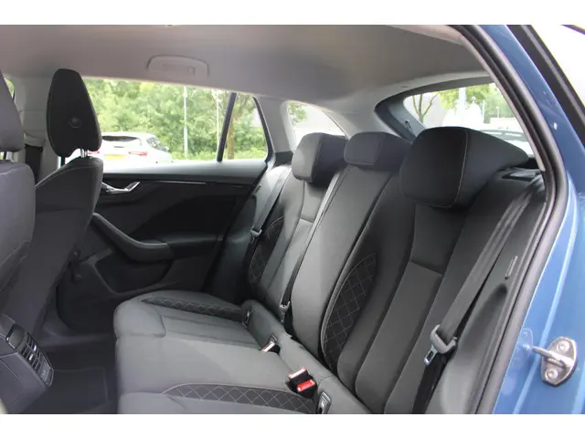 Škoda Scala 1.0 TSI Ambition 2021 Benzine 13