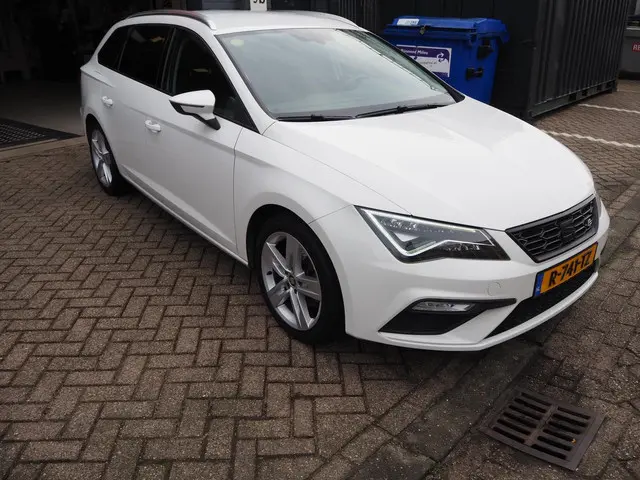 SEAT Leon Sportstourer ST 1.4 EcoTSI FR 2017 Benzine 2