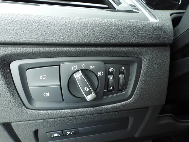 BMW 2 Serie Cabrio 220i 2018 Benzine 33