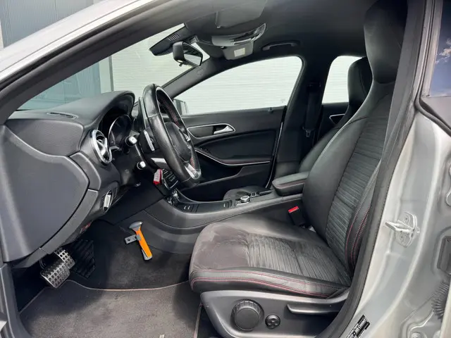 Mercedes-Benz CLA 180 AMG Xenon NAVI 2016 Benzine 11