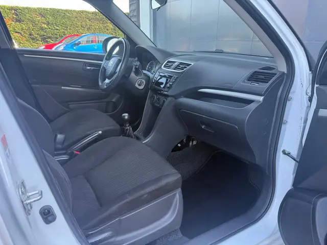 Suzuki Swift 1.2 Comfort EASSS 2013 Benzine 9