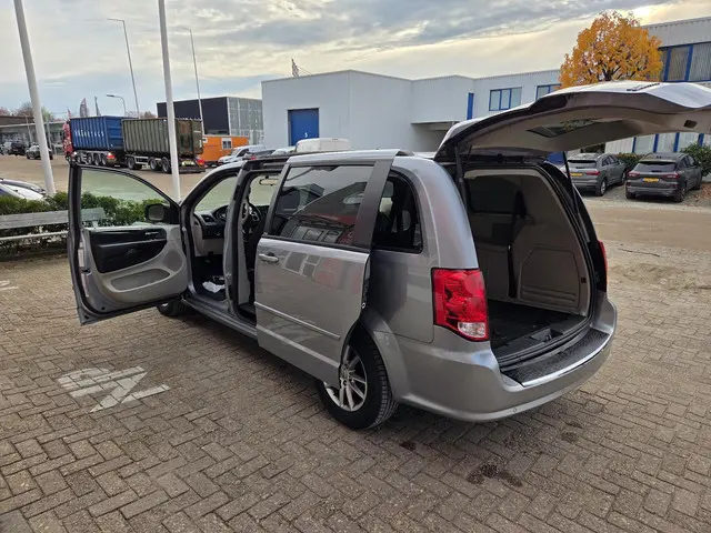 Dodge Grand Caravan 3.6 V6 2013 Benzine 9