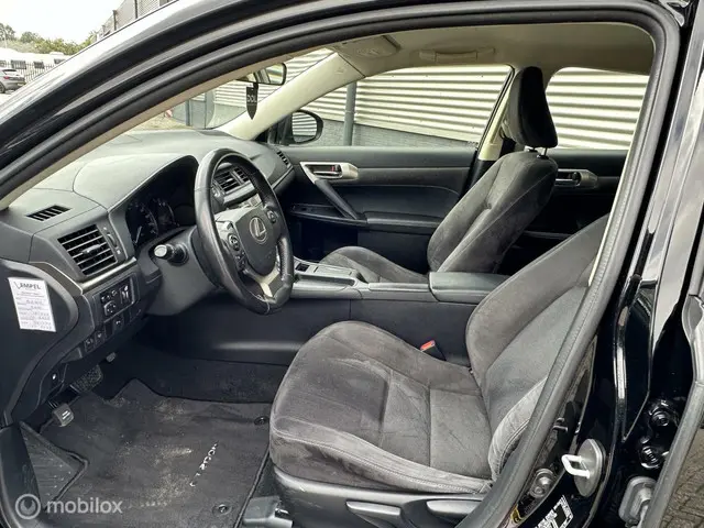 Lexus CT 200h AUTOMAAT, NETTE STAAT 2015 Hybride Benzine 9
