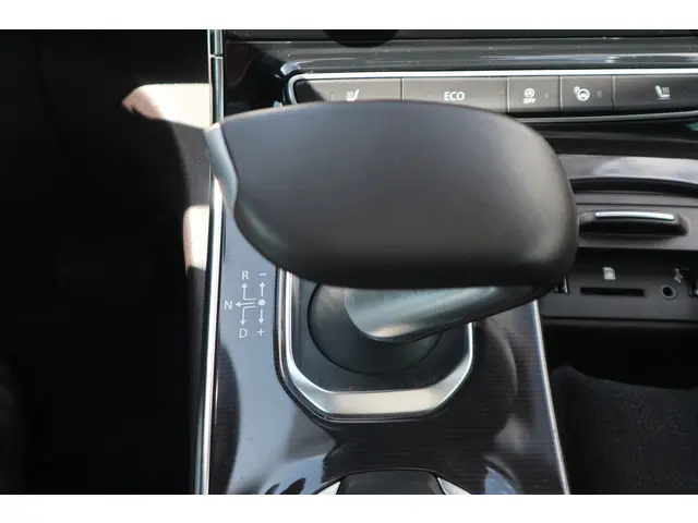 Renault Espace 1.8 TCe Limousin 7p. 2018 Benzine 43