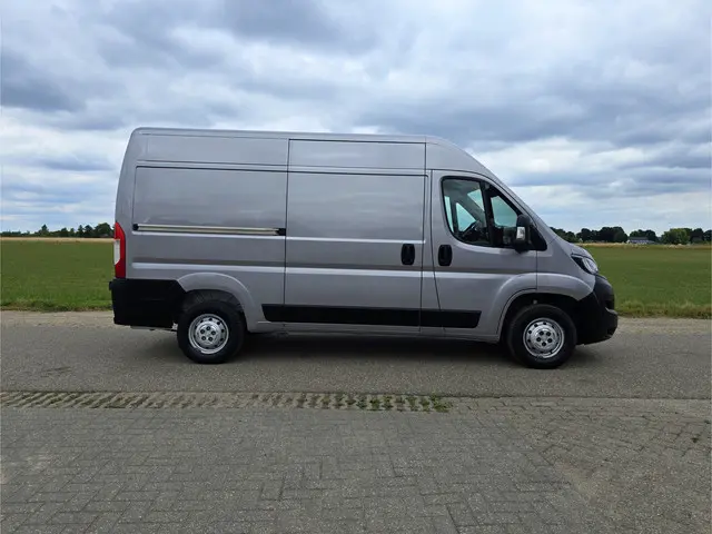 Peugeot Boxer 2.2 BlueHDi L2 H2 2022 Diesel 9