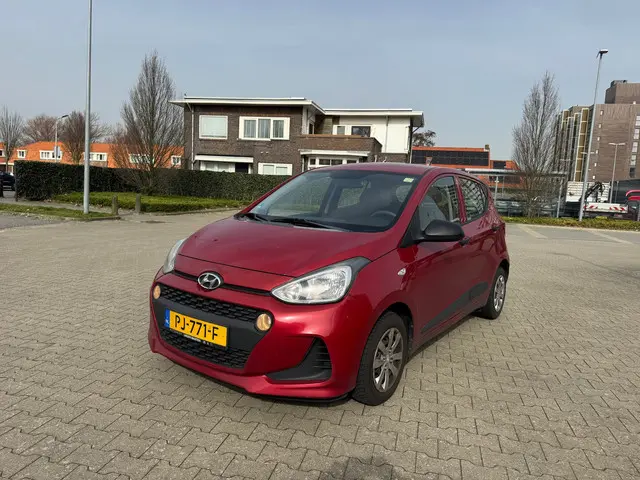 Hyundai i10 1.0i i-Motion 2018 Benzine 13