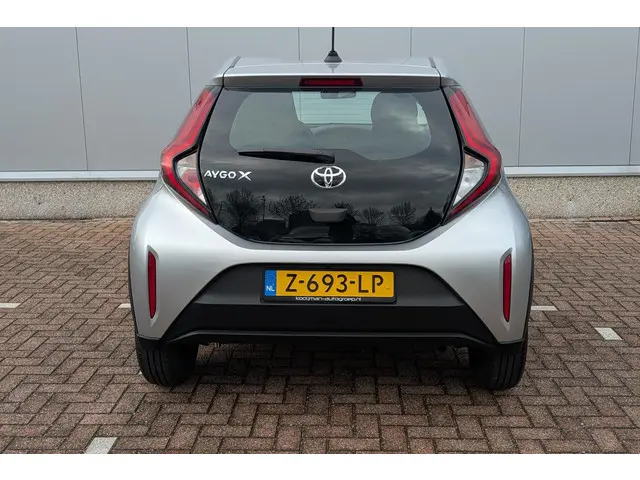 Toyota Aygo X 1.0 VVT-i MT Play 2024 Benzine 9