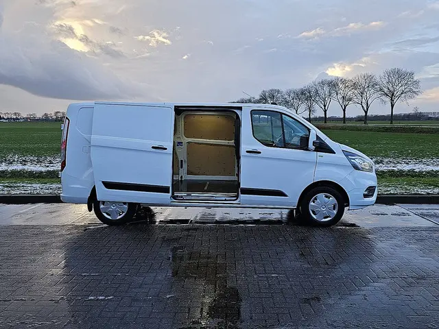 Ford Transit Custom 2.0 2021 Diesel 13