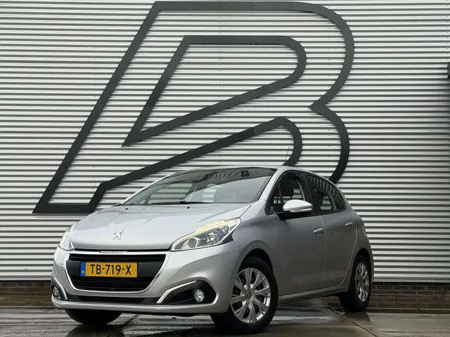 Peugeot 208 1.2 PureTech Blue Lion 2018 Benzine
