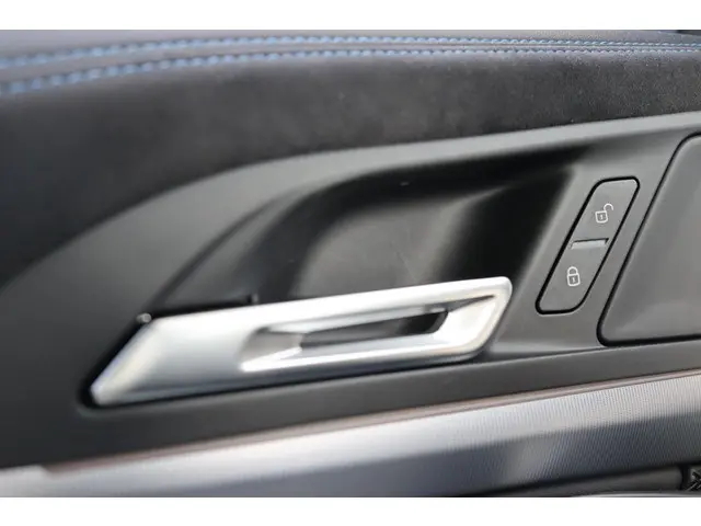 BMW iX2 xDrive30 67 kWh 2024 Elektrisch 30