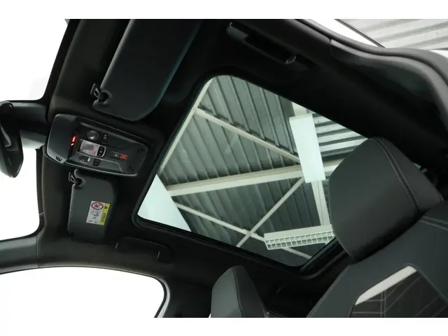 Opel Corsa-e GS 50 kWh 2023 Elektrisch 4