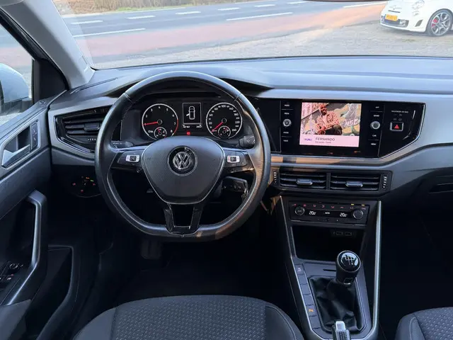 Volkswagen Polo 1.0 TSI Beats 2018 Benzine 26