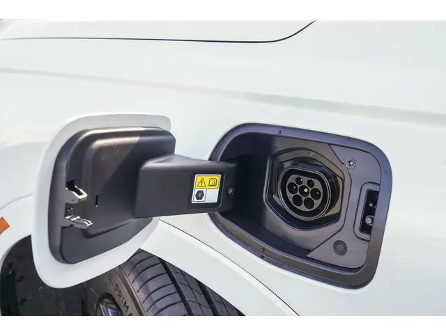 Honda CR-V 2.0i e:PHEV ADVANCE TECH 2024 Hybride Benzine 15