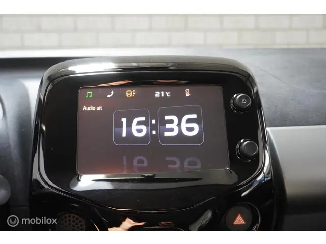 Citroën C1 1.0 VTi Shine Cruise control! 2018 Benzine 25