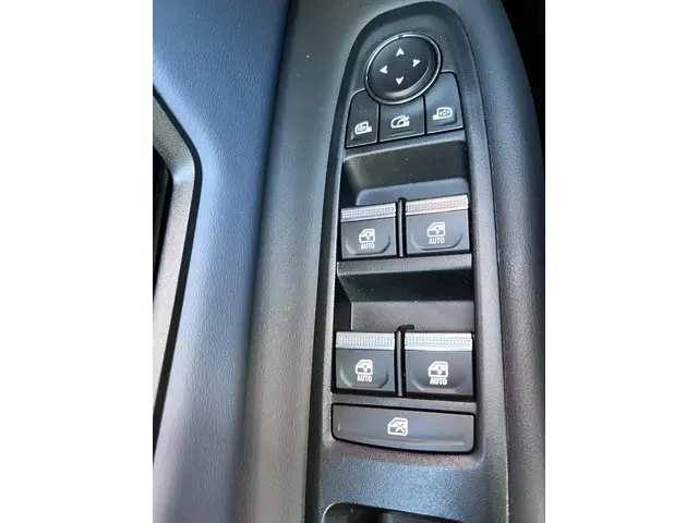 Nissan Micra EVOLVE 52 kWh 2025 Elektrisch 15