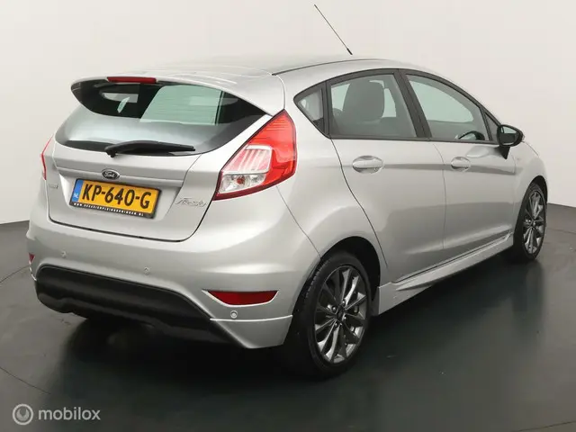 Ford Fiesta 1.0 EcoBoost ST Line 2016 Benzine 6