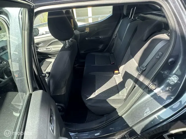 Nissan Micra 1.0 IG-T Tekna 2023 Benzine 12