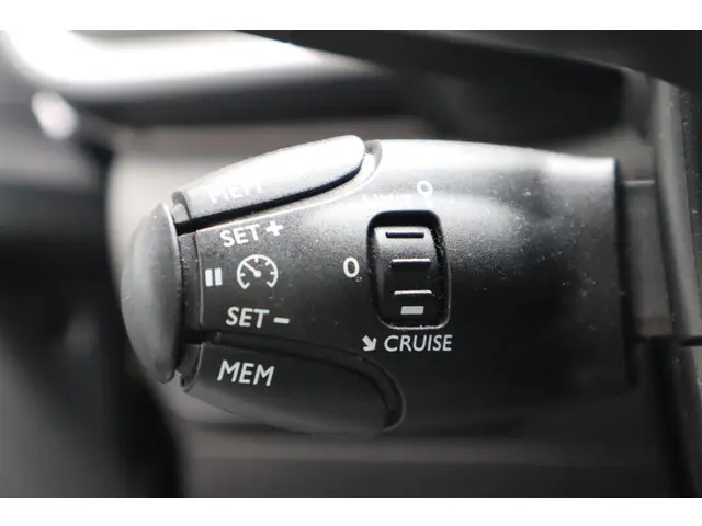 Citroën C3 1.2 PT SHINE BUSINESS 2020 Benzine 30