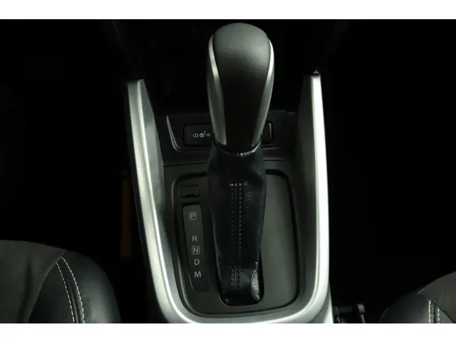 Suzuki Vitara 1.6 High Executive 2015 Benzine 27