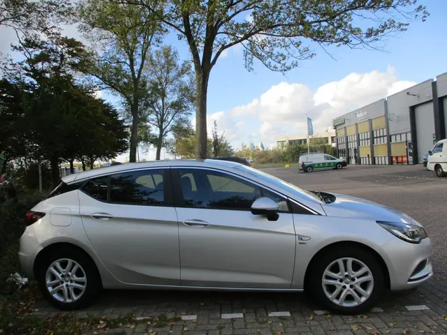 Opel Astra 1.6 CDTI 120 Jaar Edition 2019 Diesel 15