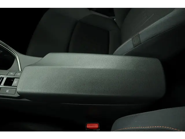 Toyota C-HR 1.8 Hybrid 140 Dynamic 2024 Hybride Benzine 56