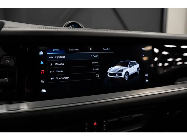 Porsche Cayenne Coupé 3.0 E-Hybrid 2025 Hybride Benzine 39